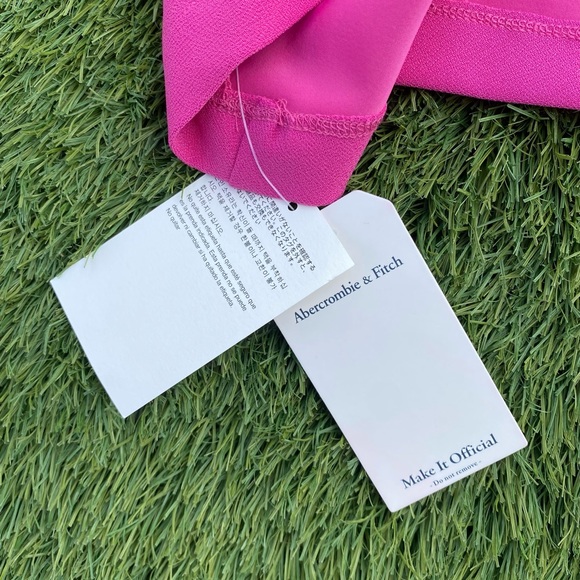 Abercrombie and Fitch V-Neck Midi Dress - Picture 4 of 9